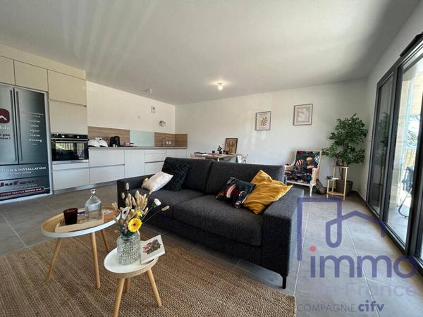 Appartement                                         - 42800 Genilac Réf : 2221-CIFVFOREZVELAY