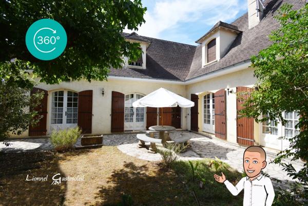 Périgourdine idéalement située 5 chambres sur un beau terrain Paysager à Pineuilh (33)