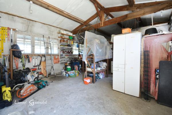 Périgourdine idéalement située 5 chambres sur un beau terrain Paysager à Pineuilh (33)