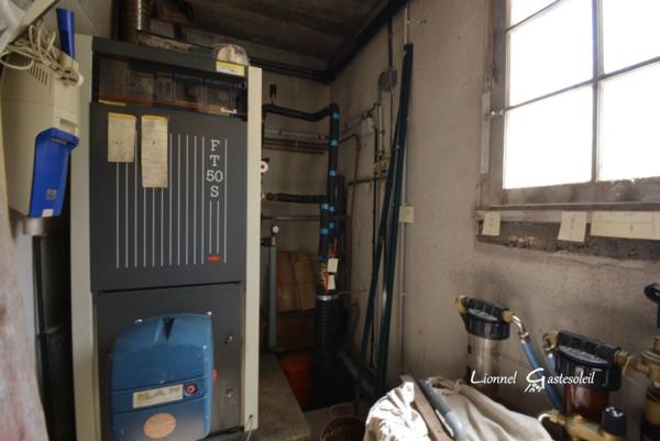 Périgourdine idéalement située 5 chambres sur un beau terrain Paysager à Pineuilh (33)