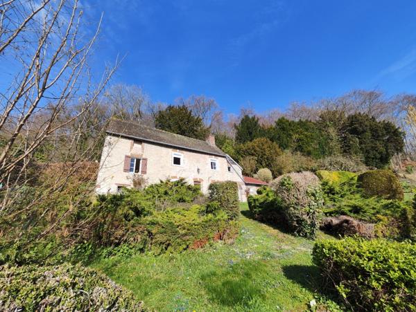 Superbe vue pour cette authentique maison de village