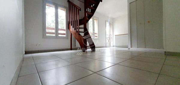Location                                                      Appartement
                        
                     2 pièces                      30 m2                     à Rouen