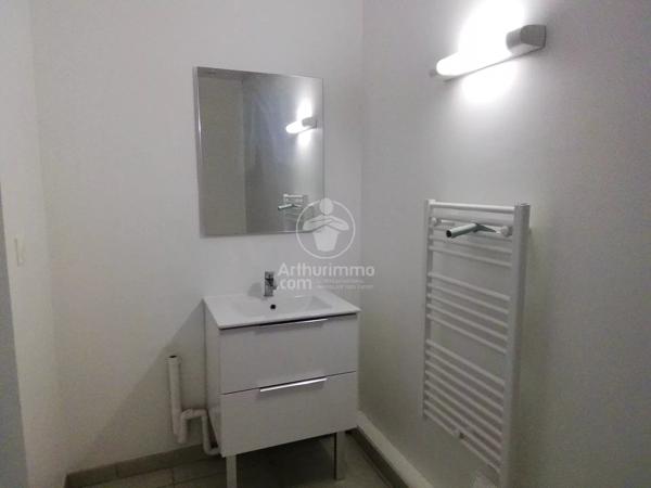 Location                                                      Appartement
                        
                     2 pièces                      30 m2                     à Rouen