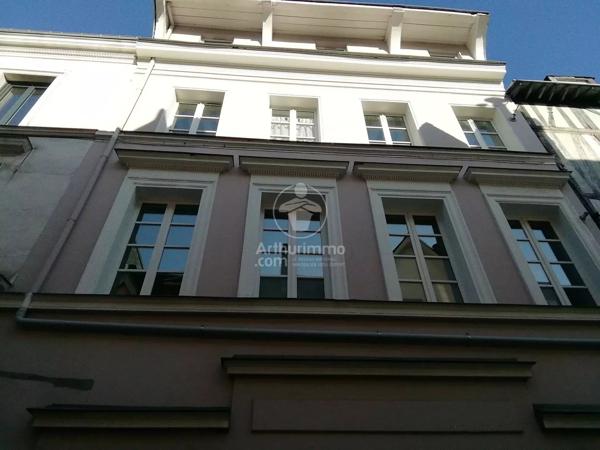 Location                                                      Appartement
                        
                     2 pièces                      30 m2                     à Rouen