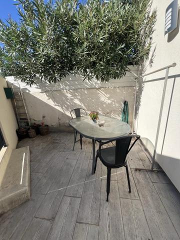 Vente                                                      Villa
                        
                     4 pièces                      79 m2                     à Perpignan