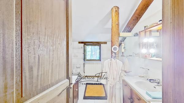 Forcalquier – Ancien moulin rénové 390 m² – 4 gîtes – parc 1,3 ha avec source naturelle, Provence, Haute-Provence