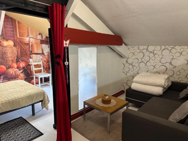 PROPRIÉTÉ DE CARACTÈRE – Maison d'Habitation avec 6 GÎTES + Emplacements CAMPING-CARS