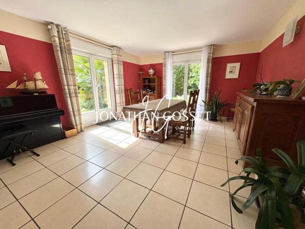 Verneuil-Sur-Seine: Maison familiale - 7 pièces - 5 chambres- 148m² sur 665m² de terrain