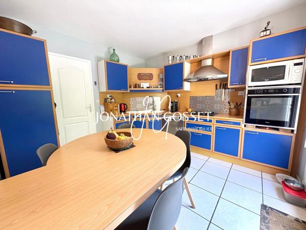 Verneuil-Sur-Seine: Maison familiale - 7 pièces - 5 chambres- 148m² sur 665m² de terrain