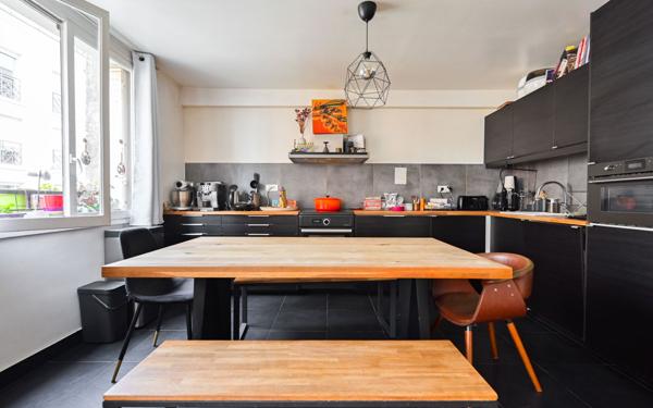 Appartement à vendre    3 pièces •  Paris 11