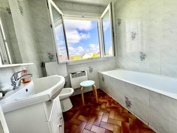 Saclay (91400) Maison avec fort potentiel terrain 890m2