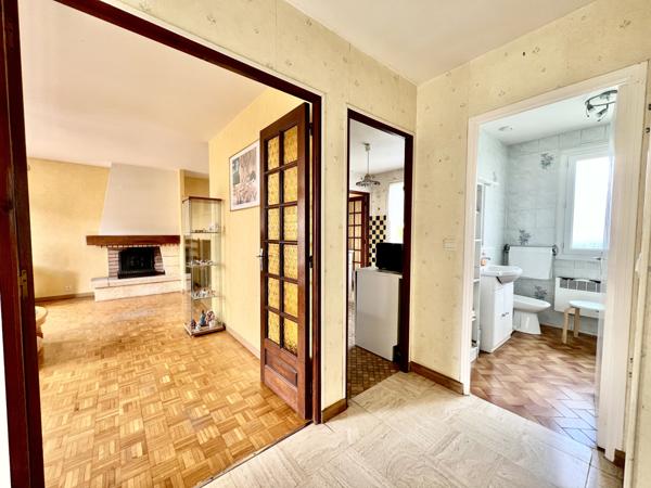 Saclay (91400) Maison avec fort potentiel terrain 890m2