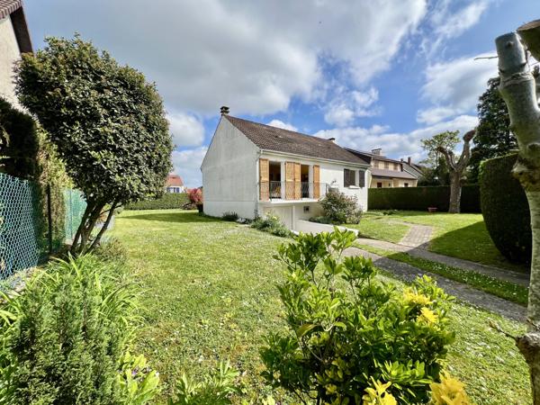 Saclay (91400) Maison avec fort potentiel terrain 890m2