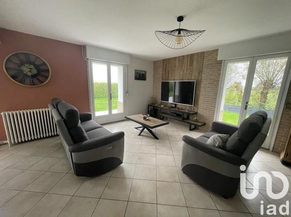 Pavillon 5 pièces de 183 m² à Bourbourg (59630)