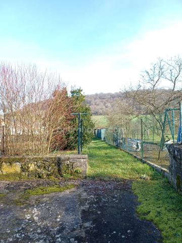 GRANGE 130 m2 à vendre à Brandeville