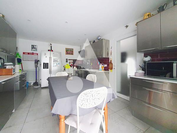 Maison 6 pièces 186 m2