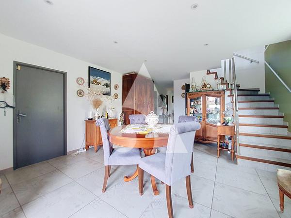 Maison 6 pièces 186 m2
