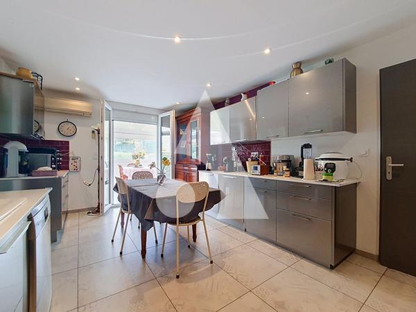 Maison 6 pièces 186 m2