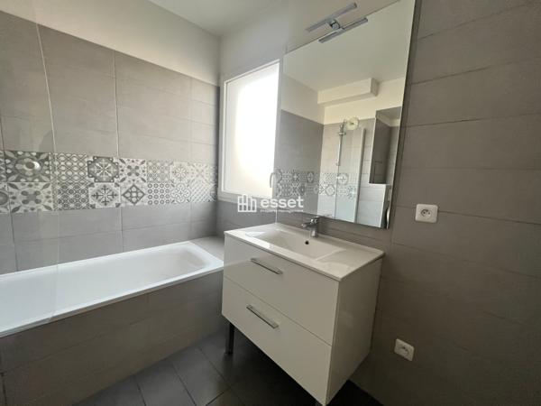 Location Appartement 4 pièces 69.5 m² - Paris 75013