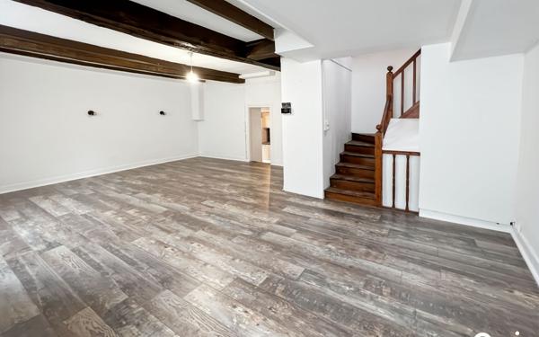 Appartement à louer    3 pièces • 94,56 m2 Port-Louis