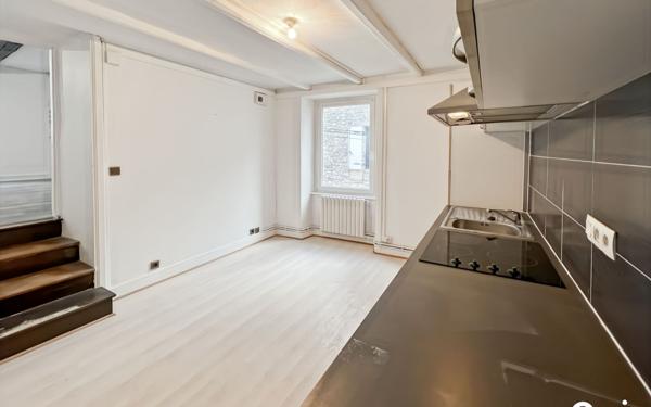 Appartement à louer    3 pièces • 94,56 m2 Port-Louis