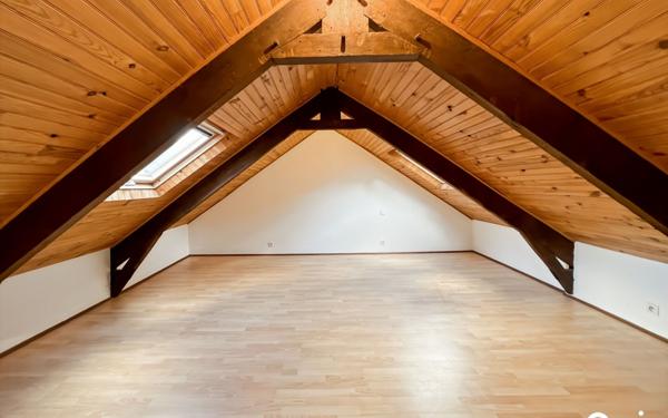 Appartement à louer    3 pièces • 94,56 m2 Port-Louis