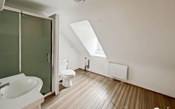 Appartement à louer    3 pièces • 94,56 m2 Port-Louis