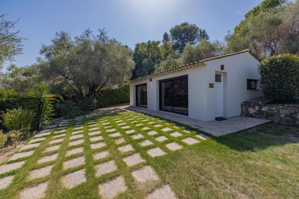Mougins, Maison 5 Chambres -  234 m² à vendre