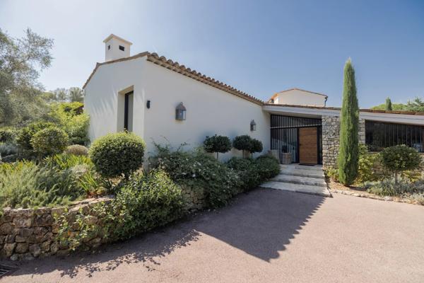 Mougins, Maison 5 Chambres -  234 m² à vendre