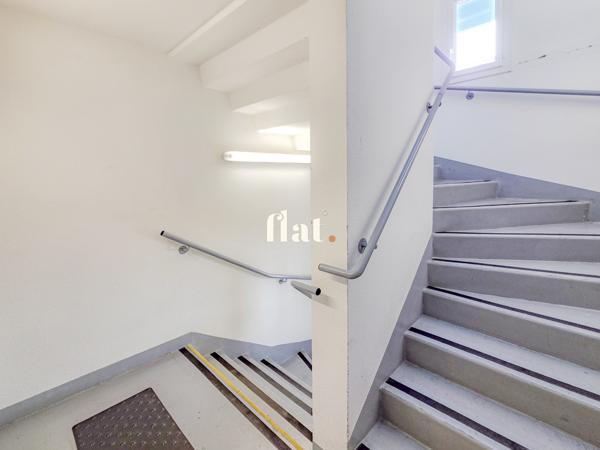 T3 DALBY + GARAGE: RUE DES STOCKS -