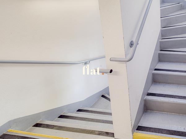T3 DALBY + GARAGE: RUE DES STOCKS -