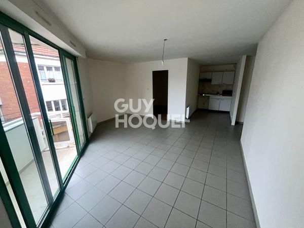 LOCATION d'un appartement T2 (45 m²) à CALAIS