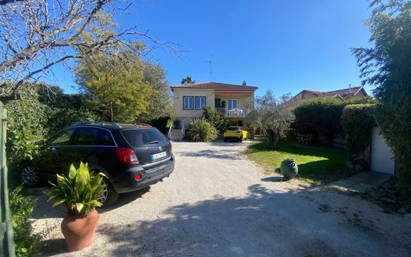 Maison à vendre    7 pièces • 170 m2 Mauguio