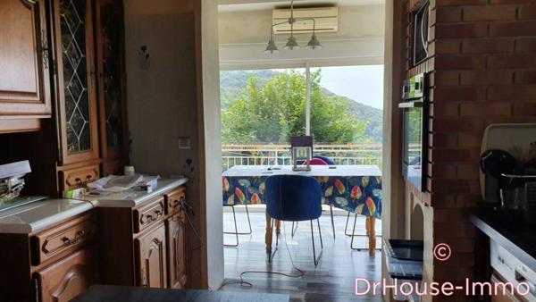 Commerce à vendre 10 pièces de 240 m²