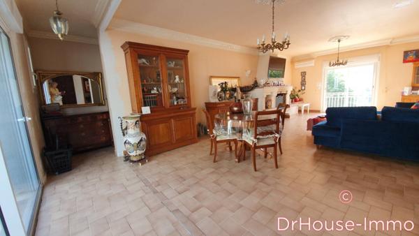 Commerce à vendre 10 pièces de 240 m²