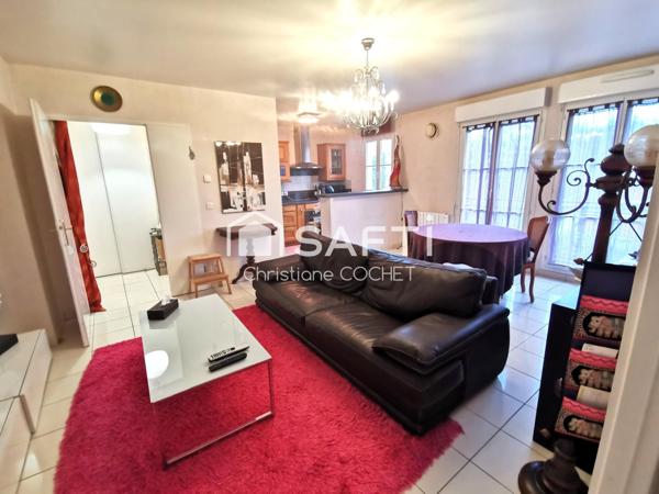 Secteur tranquille, commerces de proximité, bus en 15 minutes de la gare