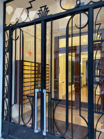 IMMEUBLE 1930 - 5ème étage - DEUX PIECES - 54,36 m²