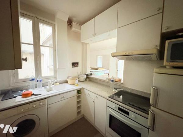 IMMEUBLE 1930 - 5ème étage - DEUX PIECES - 54,36 m²