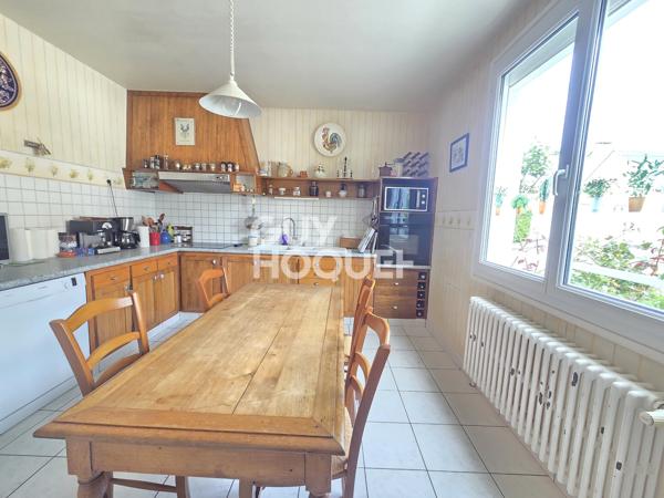 MAISON À VENDRE DE 5 PIÈCES DE 130,00 M²