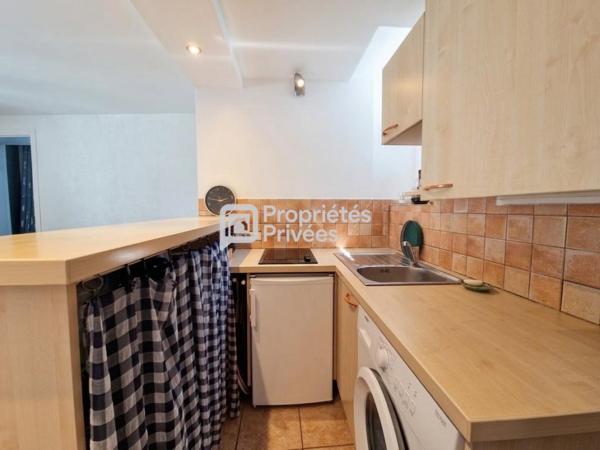 COUP DE COEUR - Appartement Paris 18ème Montmartre 2 pièces 29.41 m2