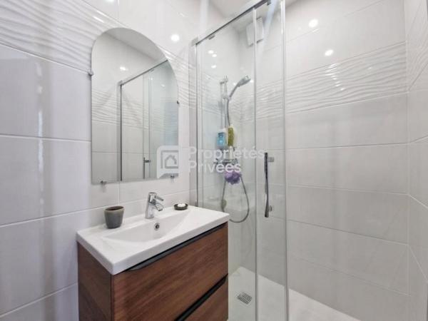COUP DE COEUR - Appartement Paris 18ème Montmartre 2 pièces 29.41 m2