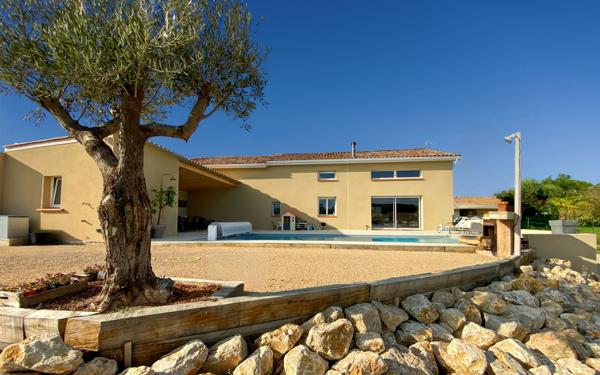 Maison à vendre    5 pièces •  Orgueil