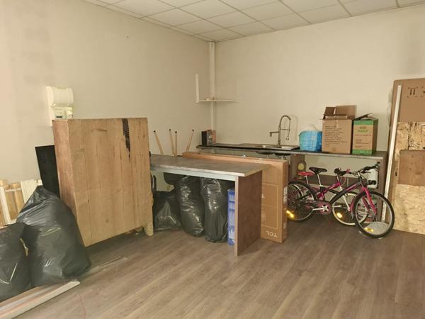 POTENTIEL EXCEPTIONNEL : Plateau de 210 m² + Sous-sol de 250 m²