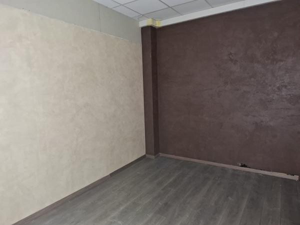 POTENTIEL EXCEPTIONNEL : Plateau de 210 m² + Sous-sol de 250 m²