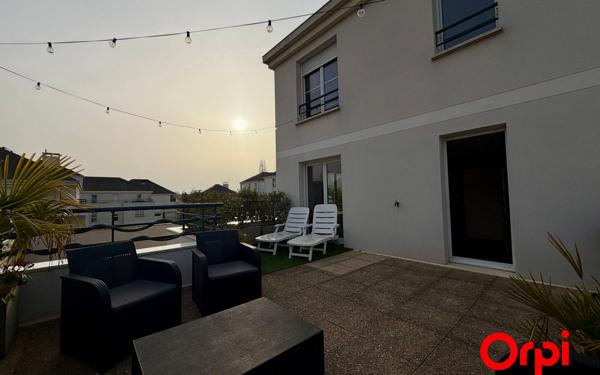 Appartement à vendre    4 pièces • 103 m2 Montigny-le-Bretonneux