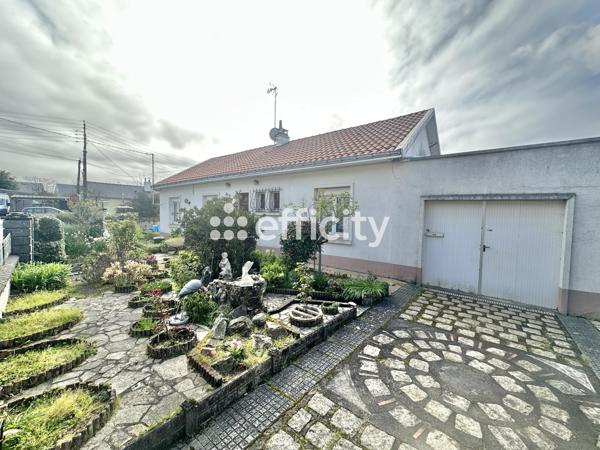 Maison
         6 pièces
        - 106 m² 254 500 € *
