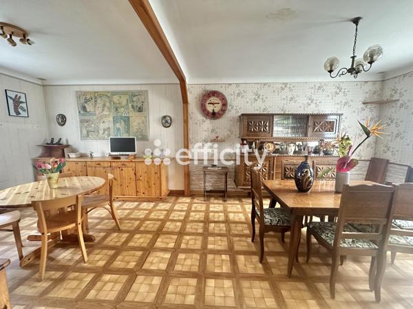Maison
         6 pièces
        - 106 m² 254 500 € *