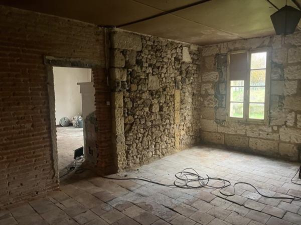 Maison à vendre |  Le Pizou |  2 pièces | 120 m²