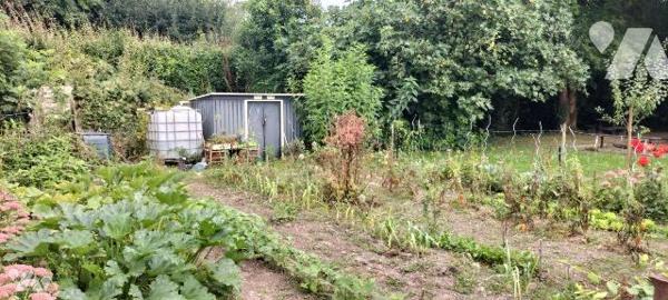 Dans le charmant bourg de Dampierre su Boutonne, à moins de 10 min d'Aulnay et 20 min de Saint ...