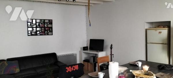 Dans le charmant bourg de Dampierre su Boutonne, à moins de 10 min d'Aulnay et 20 min de Saint ...